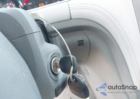 2015 Chevrolet Traverse Ls из США, поврежденный, VIN 1GNKVFED2FJ309312